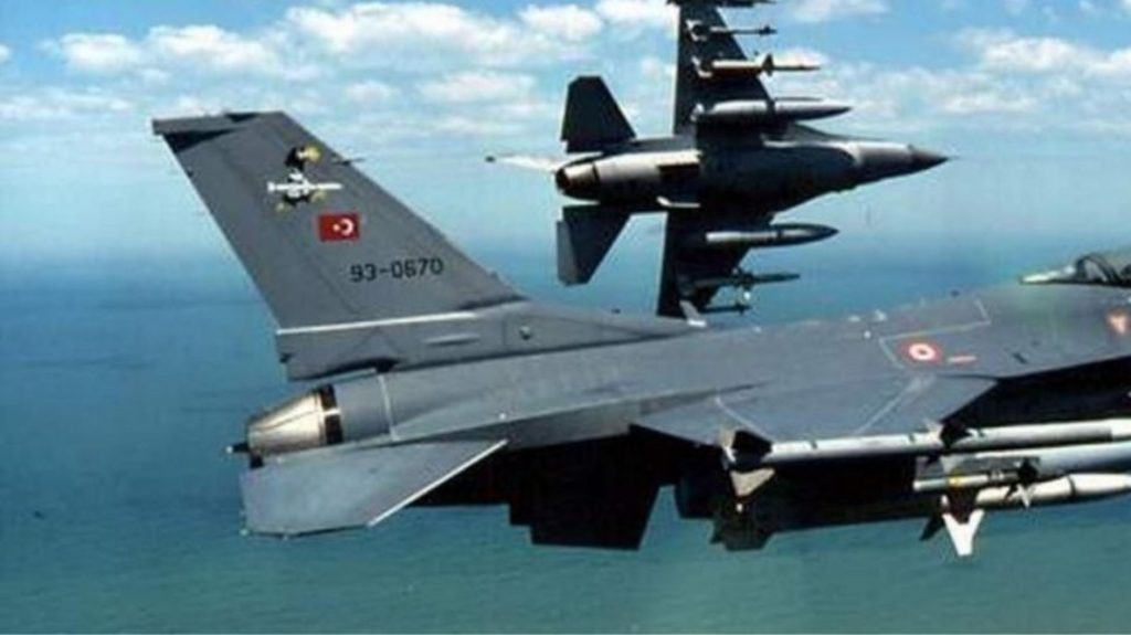 Μπαράζ παραβιάσεων του ελληνικού εναέριου χώρου από τουρκικά μαχητικά και πτήση πάνω από ελληνικό έδαφος