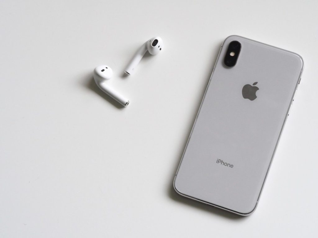 Η Apple συντάσσεται με την ΕΕ: Με USB-C τα iPhone μετά την απόφαση για τον κοινό φορτιστή
