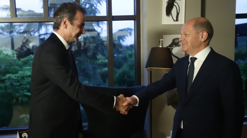 Στην Ακρόπολη Κυριάκος Μητσοτάκης και Όλαφ Σολτς – Τι θα συζητήσουν στο Μέγαρο Μαξίμου