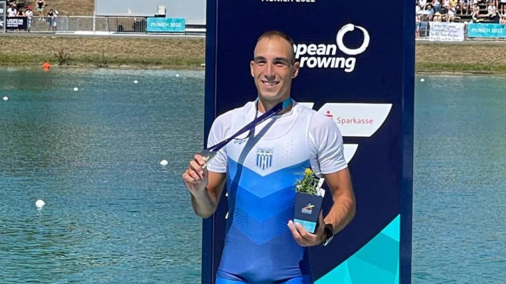 Έλληνας πρωταθλητής κωπηλασίας Α.Παπακωνσταντίνου: «Χορηγοί μου είναι μόνο οι γονείς μου» (βίντεο)