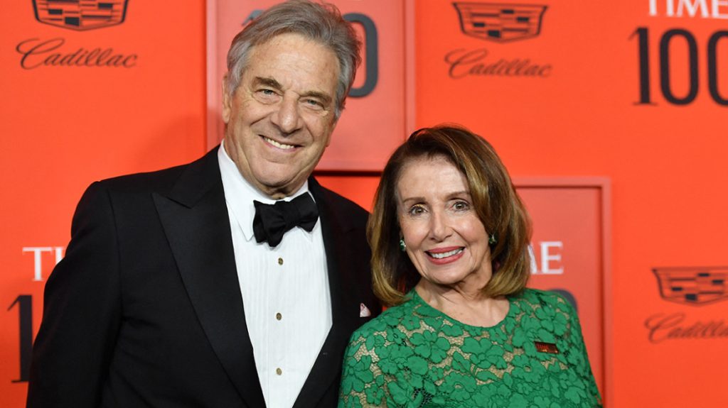 ΗΠΑ: Το κωδικοποιημένο μήνυμα του άντρα της Πελόζι στο 911 τη στιγμή της εισβολής – «Τι πάτε να μου κάνετε;»