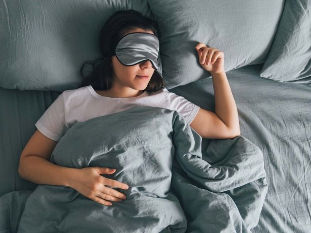 Πώς να κοιμηθείς εύκολα αφού παρακολουθήσεις μια ταινία τρόμου