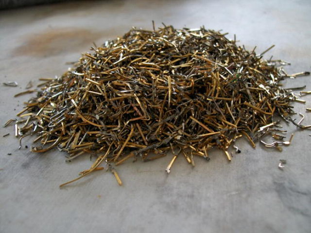 Εντυπωσιακό: Βγάζοντας χρυσό από παλιούς υπολογιστές! (φωτο)