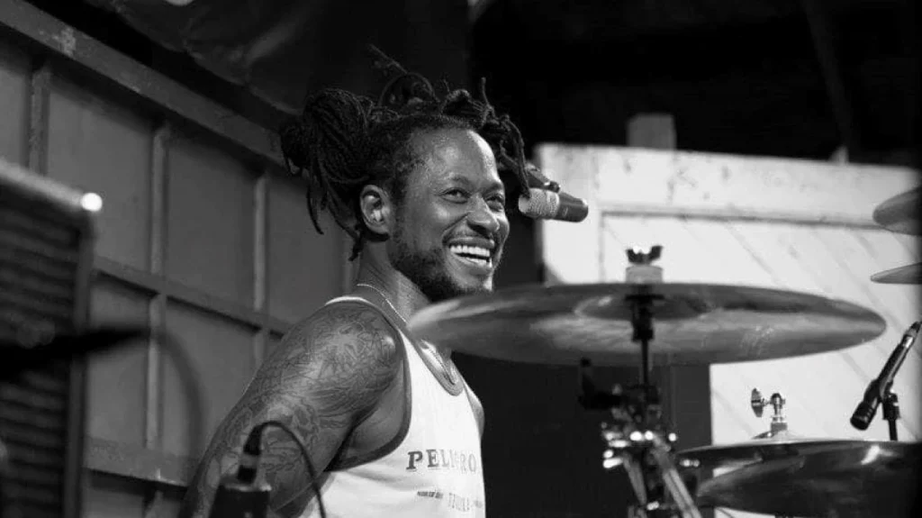 «Έφυγε» από τη ζωή ο Ντ. Χ. Πελίγκρο ντράμερ των Dead Kennedys