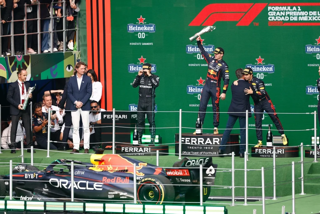 Formula 1: Νικητής ο Μαξ Φερστάπεν με «περίπατο» και ρεκόρ στο Μεξικό
