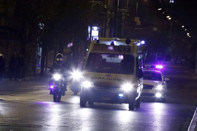 Άγιος Δημήτριος: Ξεσπά η μάνα της 15χρονης που έπεσε θύμα συμμορίας – «Η κόρη μου λιποθύμησε από το ξύλο»