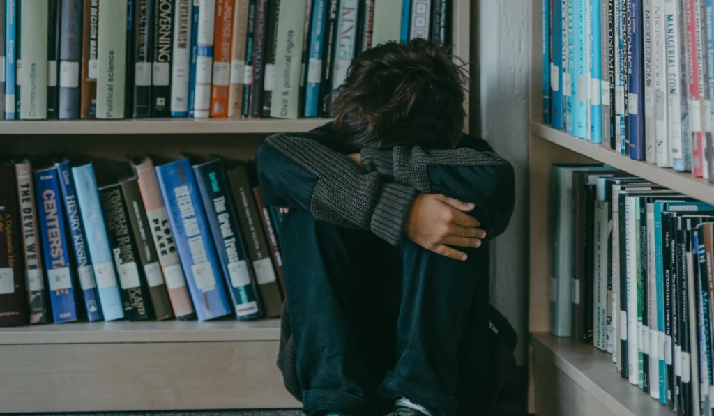 Πετράλωνα: Ταυτοποιήθηκαν 17 άτομα για το βιασμό του ανήλικου αγοριού – Το χρονικό της υπόθεσης