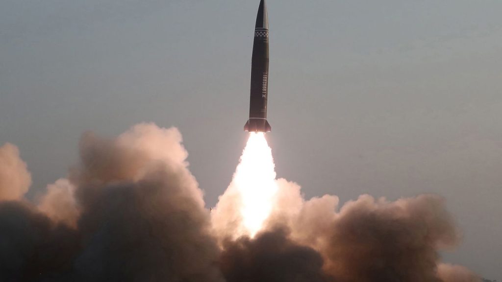 Η Ρωσία εκτόξευσε πύραυλο Σογιούζ που μεταφέρει στρατιωτικό δορυφόρο
