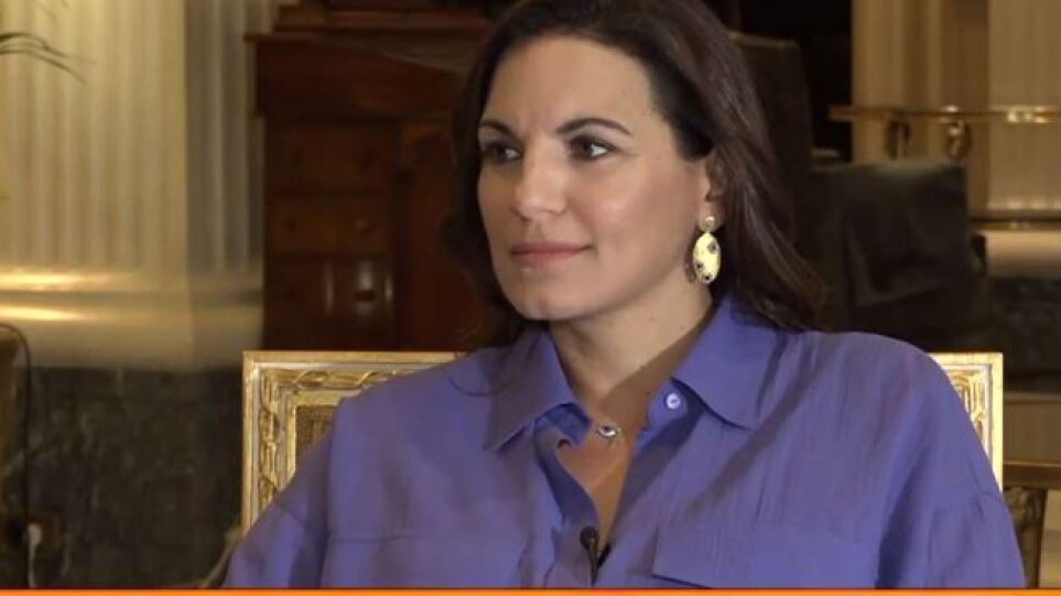 Κεφαλογιάννη κατά Μητσοτάκη: “Αυξάνονται εισφορές σε μια δύσκολη περίοδο”