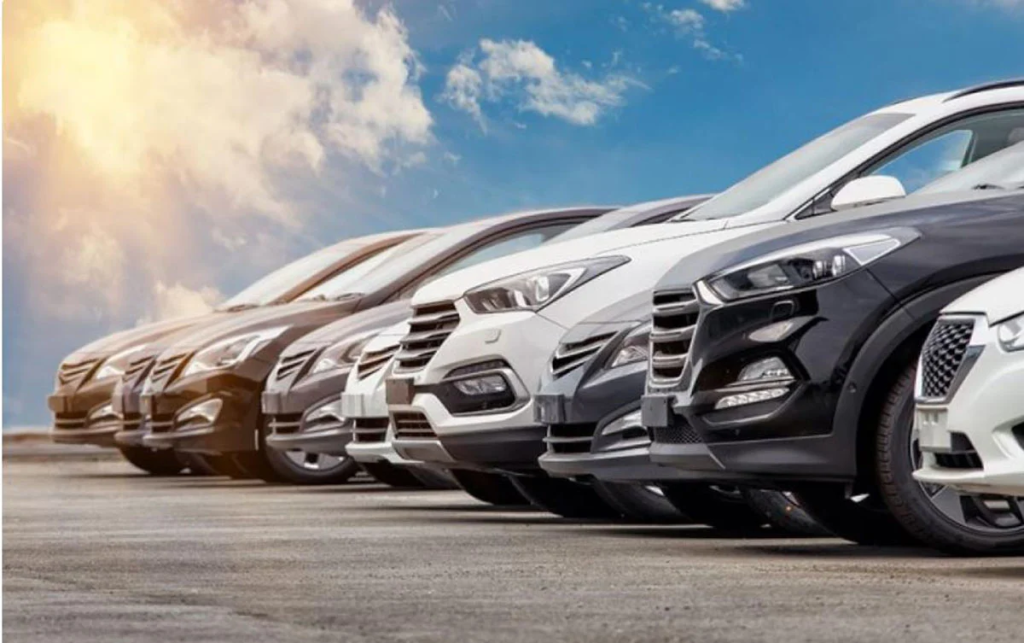 Η Κομισιόν βάζει «ταφόπλακα» στα αυτοκίνητα με βενζίνη και diesel