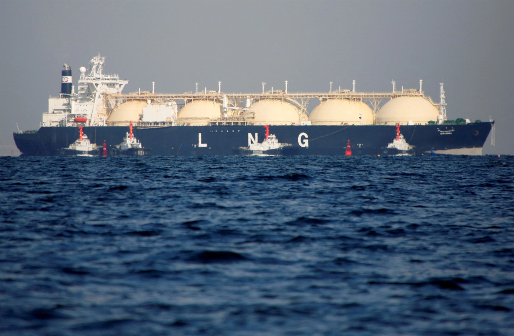 Οι ΗΠΑ και Νορβηγία έγιναν οι βασικοί προμηθευτές LNG με τετραπλάσιες τιμές και στην ΕΕ «πανηγυρίζουν»!
