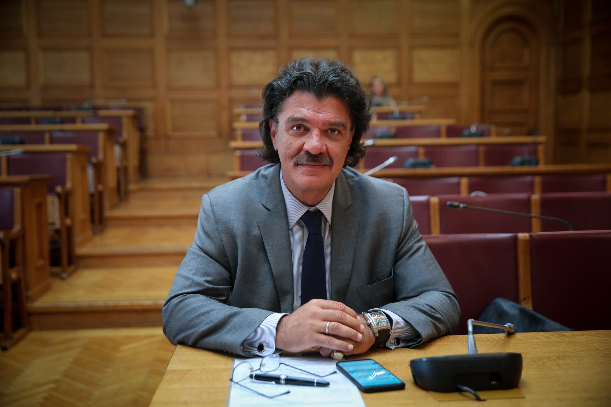 Η επιτροπή πόθεν έσχες της Βουλής αποφάσισε την παραπομπή του Α.Πάτση στον εισαγγελέα