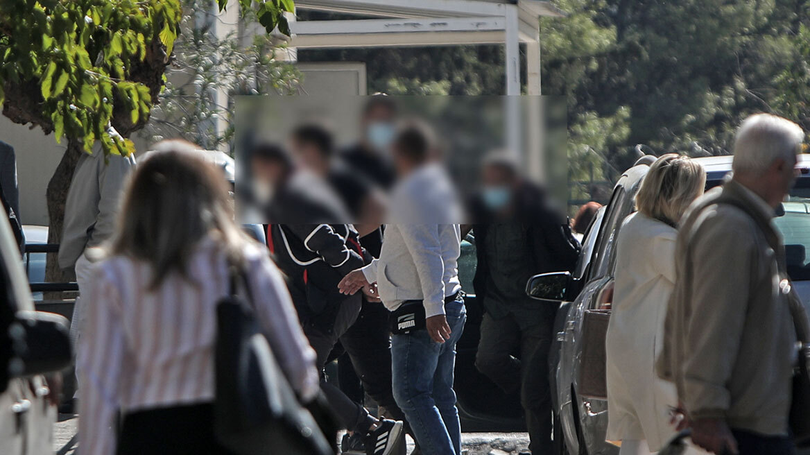 Κολωνός: Προθεσμία για να απολογηθούν έλαβαν οι δύο νέοι κατηγορούμενοι για τον βιασμό της 12χρονης