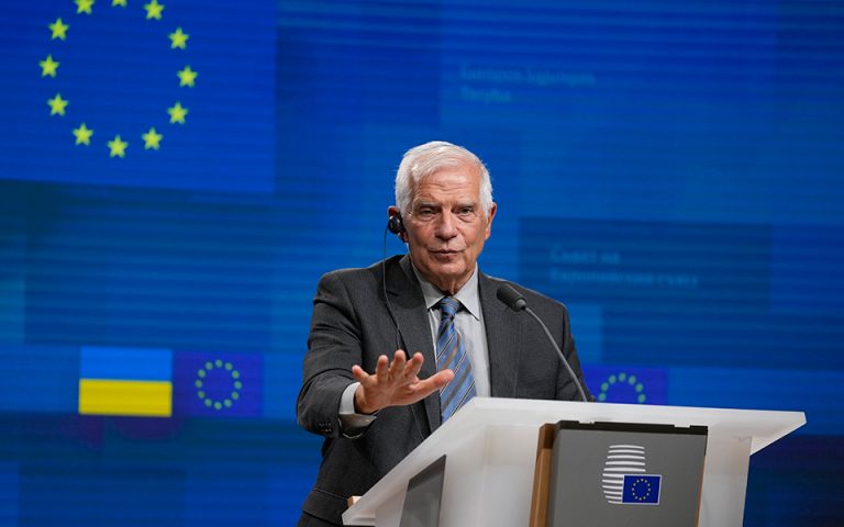 Ζ.Μπορέλ: «Η Δύση πρέπει να μειώσει την εξάρτησή της από την Κίνα αλλά δεν μπορούμε να τη βάλουμε στην ίδια κατηγορία με τη Ρωσία»