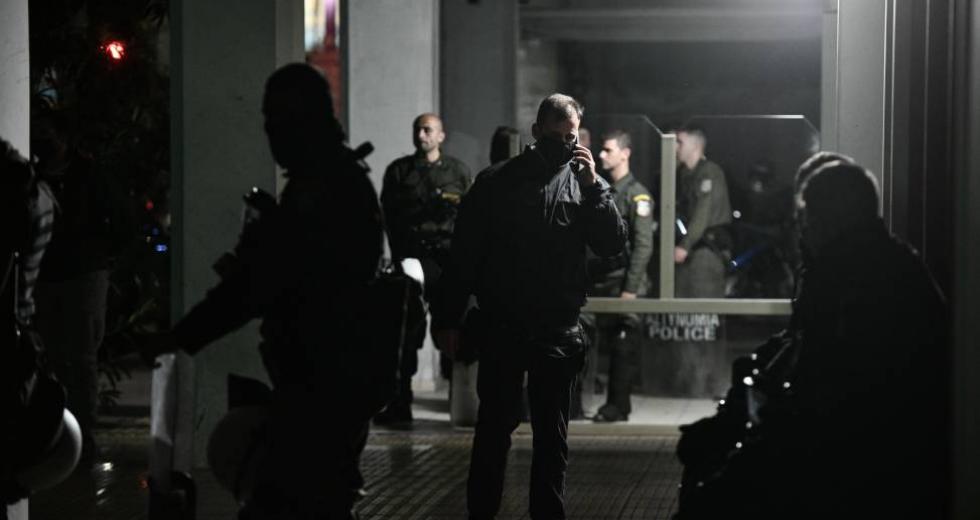 Αϊτή: Η αστυνομία ανέκτησε τον έλεγχο του τερματικού καυσίμων στο Βαρέ