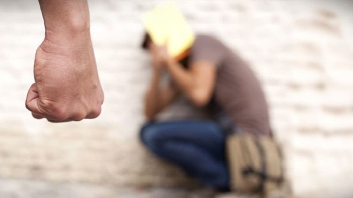 Άγριος ξυλοδαρμός μεταξύ μαθητών Λυκείου στην Έδεσσα – Τον χτυπούσαν μέχρι που λιποθύμησε