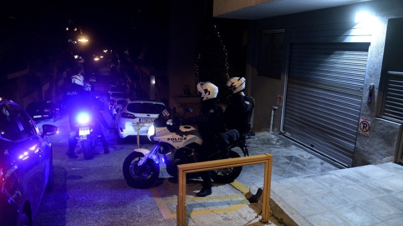 Έγκλημα στη Μάνδρα: H EΛ.ΑΣ. εκτιμά ότι ο δολοφόνος ήταν γνωστός του 17χρονου