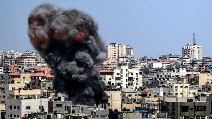 Βομβαρδισμοί του Ισραήλ στη Λωρίδα της Γάζας σε αντίποινα για την εκτόξευση ρουκέτας