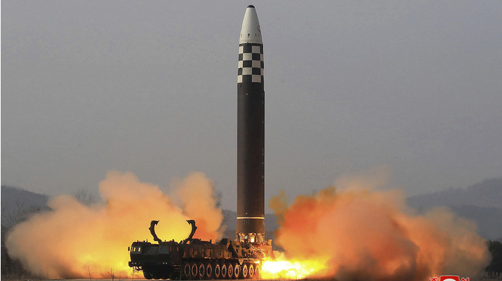 Βόρεια Κορέα: Εκτόξευσε τέσσερις πυραύλους μικρού βεληνεκούς προς την Κίτρινη Θάλασσα