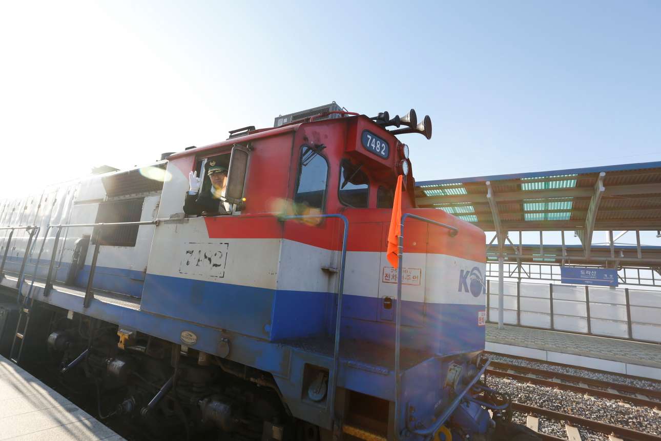 Νότια Κορέα: 30 τραυματίες από εκτροχιασμό τρένου στο κέντρο της Σεούλ