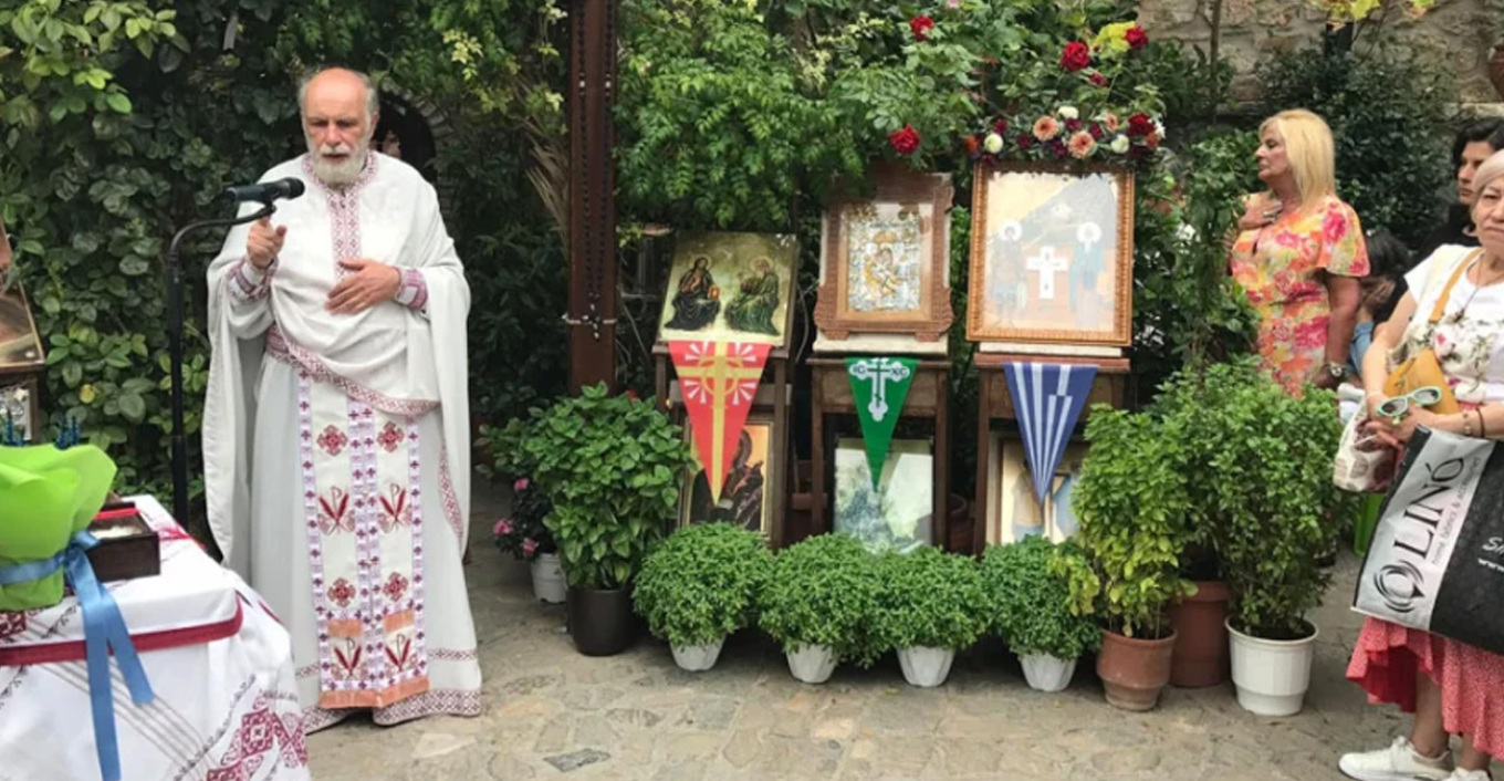 Άγιοι Ισίδωροι Λυκαβηττού: Επέστρεψε με κήρυγμα ο Δημήτρης Λουπασάκης (βίντεο)