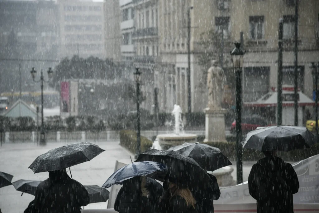 Κακοκαιρία Eva: Σε Πειραιά, Χαϊδάρι, Ελευσίνα και Κορυδαλλό η περισσότερη βροχή