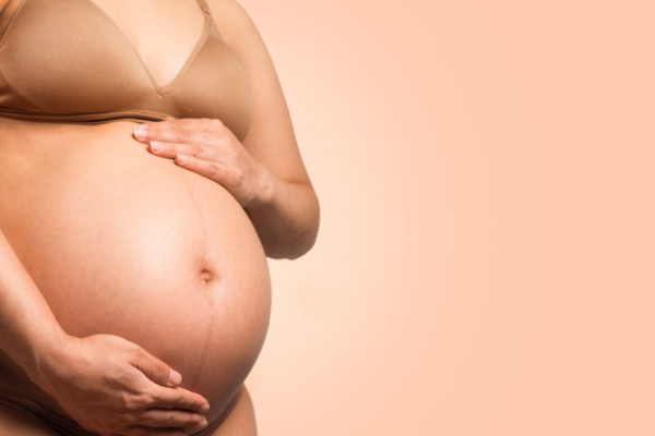 Σωματικό βάρος και πιθανότητα εγκυμοσύνης: Πώς σχετίζονται και ποιος είναι ο υγιής ΔΜΣ;