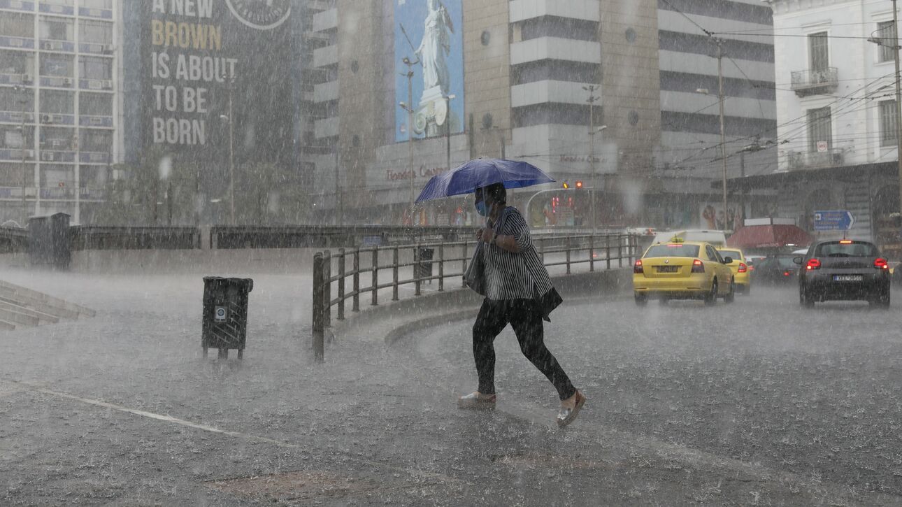 Καιρός: Ισχυρές καταιγίδες σήμερα σε Δωδεκάνησα, Κρήτη και βροχή στην Αττική – Αναλυτική πρόγνωση