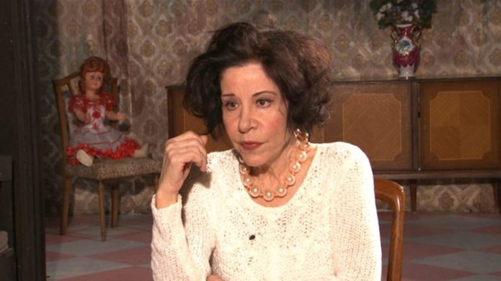 Μίνα Αδαμάκη: Η επιτυχία στις «Τρεις Χάριτες», το πρόβλημα υγείας και η τελευταία της εμφάνιση