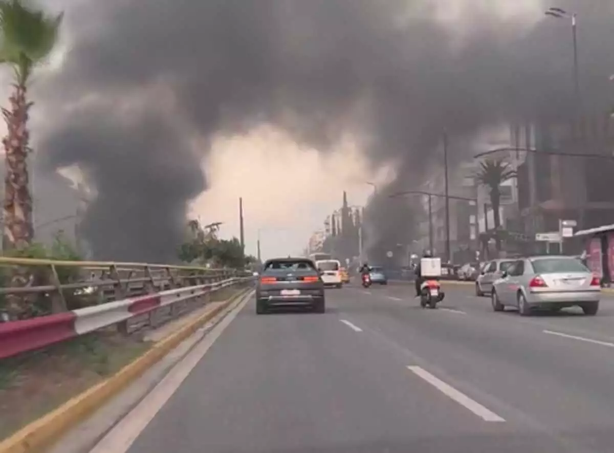 Λεωφόρος Συγγρού: Από καλώδια φωτισμού ξεκίνησε η μεγάλη φωτιά στην υπόγεια διάβαση (upd) (βίντεο)