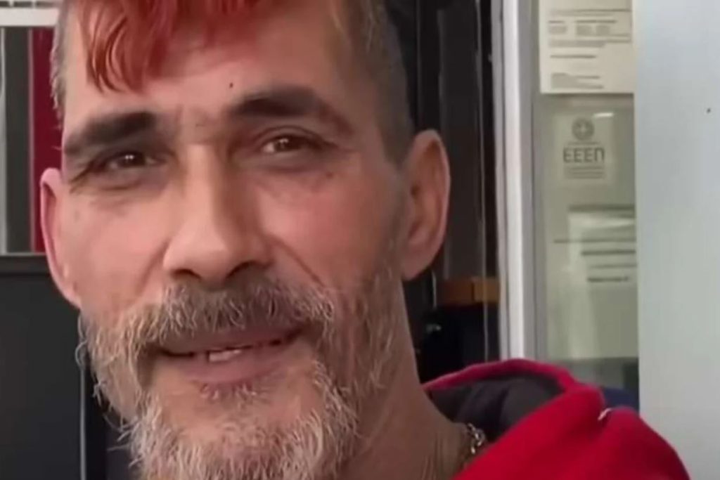 Συνελήφθη ξανά ο «Red Dragon» για σεξουαλική επίθεση σε δύο ανήλικα κορίτσια στο κέντρο της Αθήνας (βίντεο)