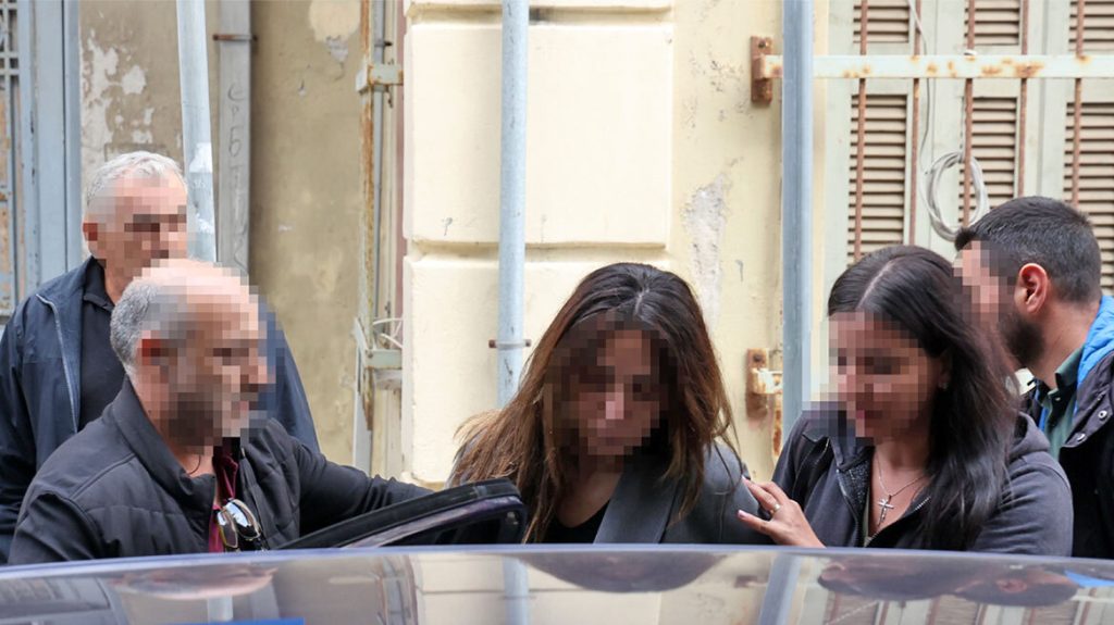 Επίθεση με καυστικό υγρό στην Κρήτη: Πώς ο οδηγός ταξί βοήθησε την 38χρονη να κρυφτεί