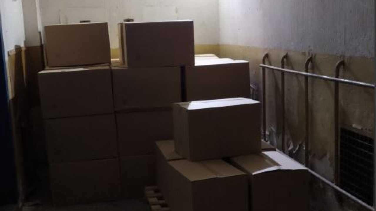 Στα «χέρια» της ΕΛ.ΑΣ. εγκληματική οργάνωση που έφερνε λαθραία αιθυλική αλκοόλη από τη Βουλγαρία – Κατασχέθηκαν 19.200 λίτρα