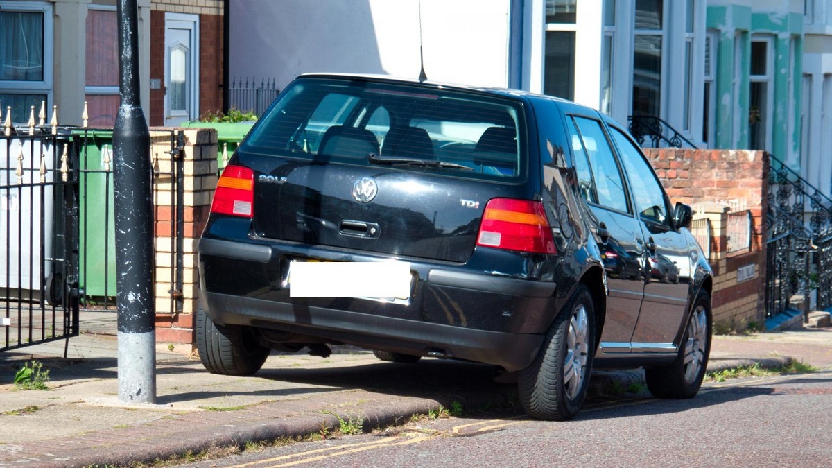 ΗΠΑ: Αμοιβή σε όσους «καρφώνουν» τα παράνομα παρκαρισμένα αυτοκίνητα – Ποιο είναι το «φιλοδώρημα»