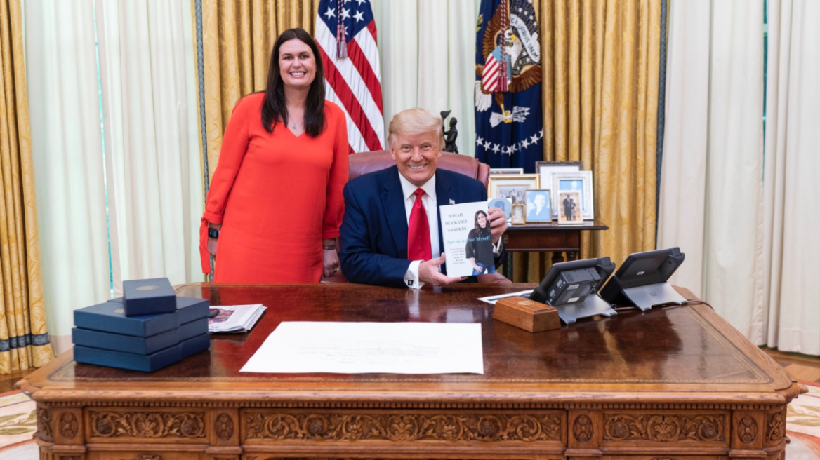 Ενδιάμεσες εκλογές – ΗΠΑ: Η Σάρα Σάντερς εκλέγεται κυβερνήτρια του Άρκανσο (φώτο)