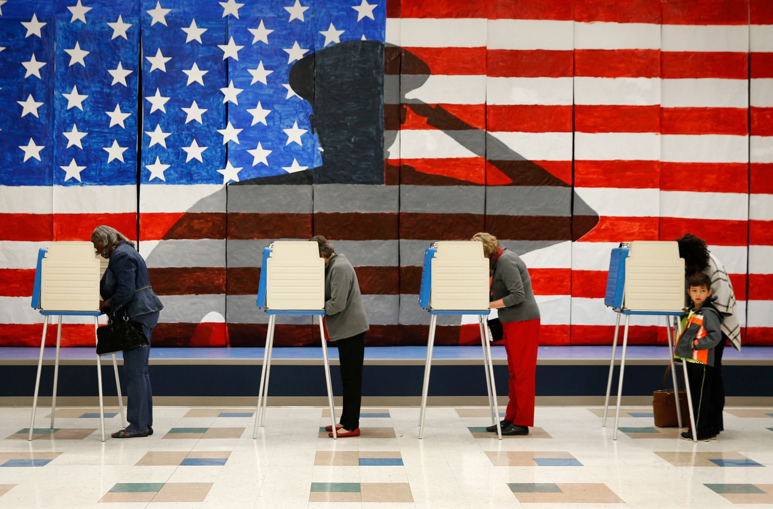 Ενδιάμεσες εκλογές ΗΠΑ: Οι Ρεπουμπλικανοί κέρδισαν και την Γερουσία και προελαύνουν στο Κογκρέσο (συνεχής ροή)