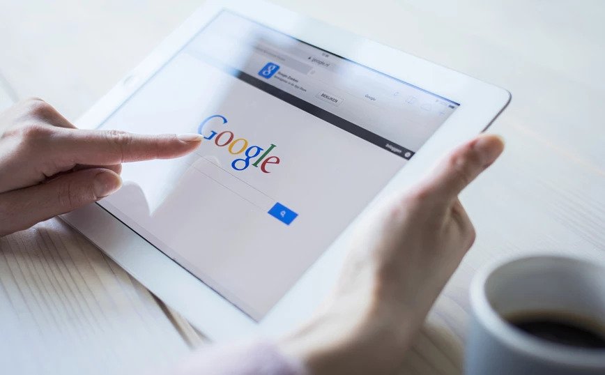 Αυτά είναι τα 9 πράγματα που δεν πρέπει ποτέ να ψάξετε στο Google