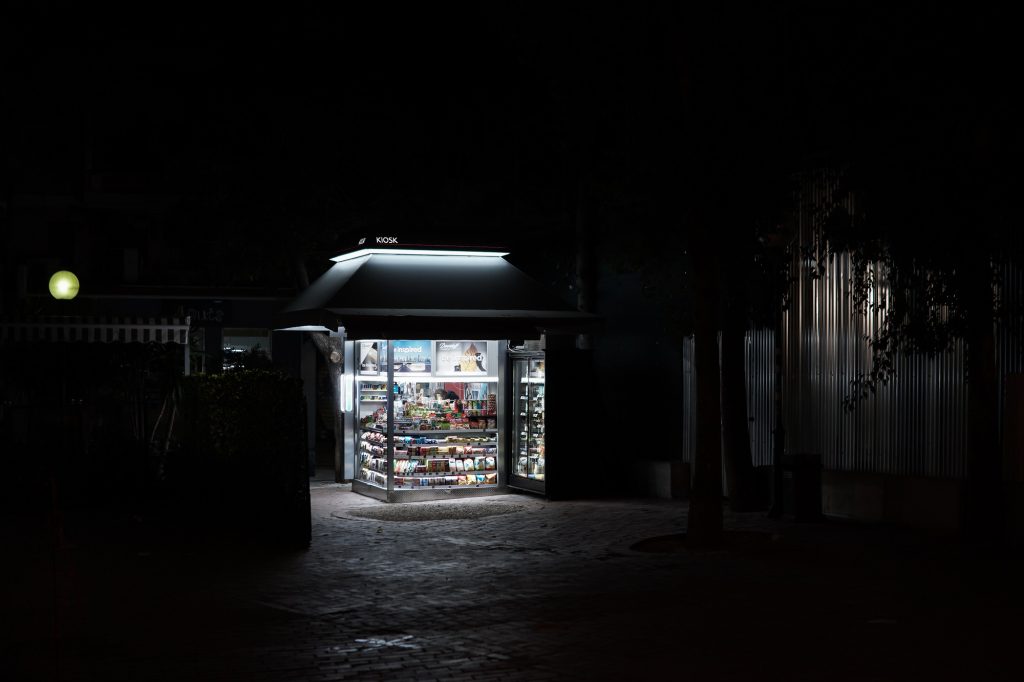 Συνελήφθη 38χρονος που «ρήμαζε» περίπτερα στα νότια προάστια