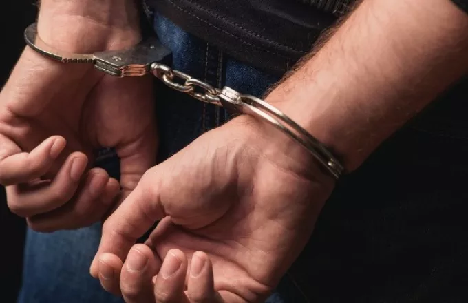 Πάτρα: Συνελήφθη επιχειρηματίας εστίασης για ναρκωτικά – Είχε υπαλλήλους τα αδέλφια που ξυλοκόπησαν τον κρεοπώλη