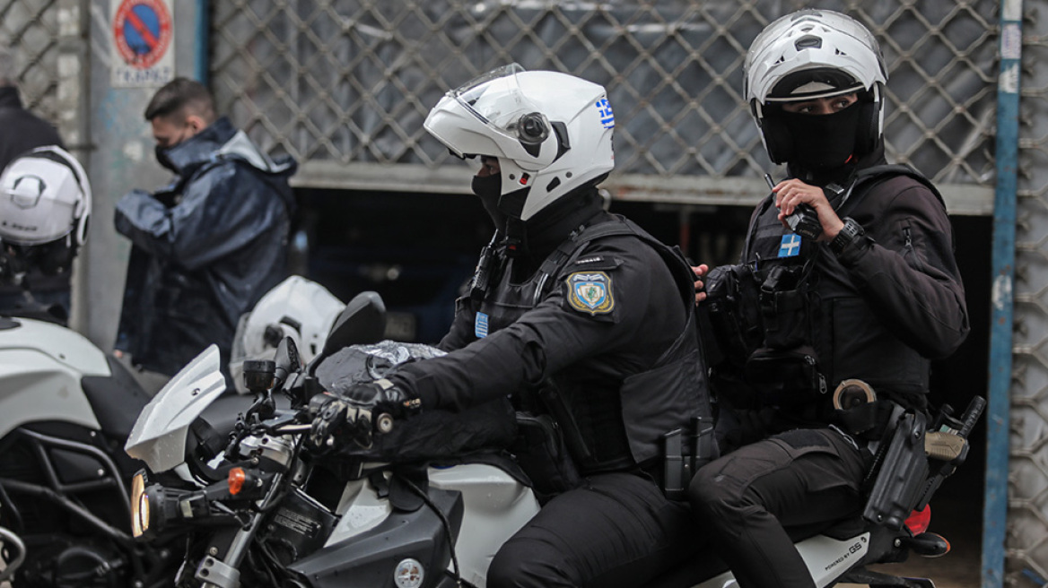 Άγιος Δημήτριος: Ληστές εισέβαλαν σε σπίτι, χτύπησαν τον ένοικο και άρπαξαν 6.800 ευρώ