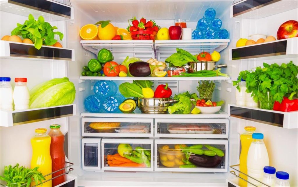Αυτές είναι οι τέσσερις τροφές που βάζετε στο ψυγείο ενώ κανονικά δεν πρέπει!