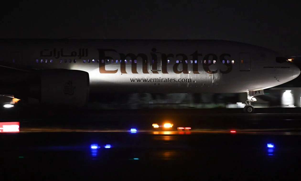 Δεν βρέθηκε κάτι ύποπτο στο αεροσκάφος της Emirates που επέστρεψε Αθήνα (φωτο)