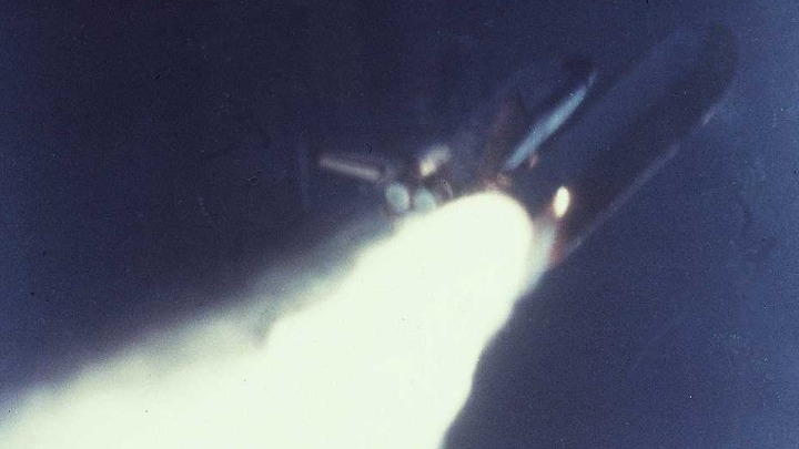 Δύτες βρήκαν στον Ατλαντικό τμήμα του κατεστραμμένου διαστημικού λεωφορείου Challenger της NASA
