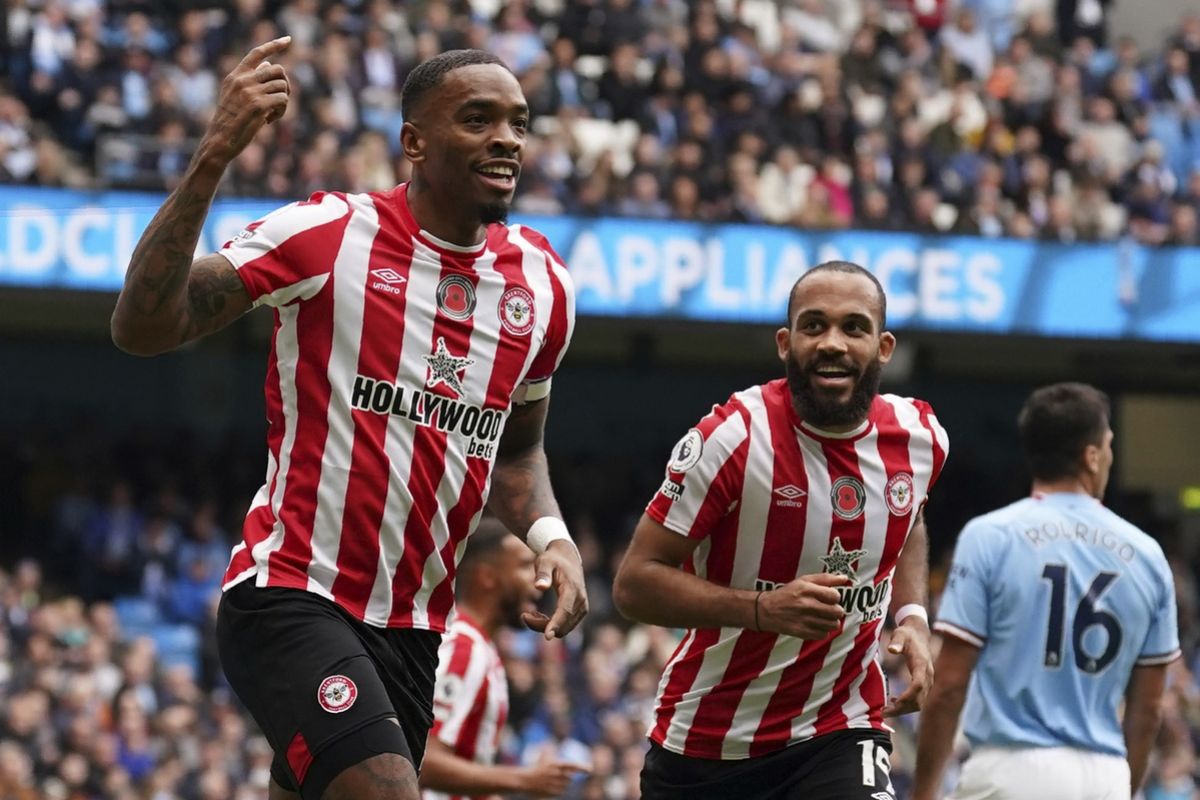 Premier League: Η Μπρέντφορντ «λύγισε» στο «Έτιχαντ» τη Μάντσεστερ Σίτι στο 90+8′ (1-2)