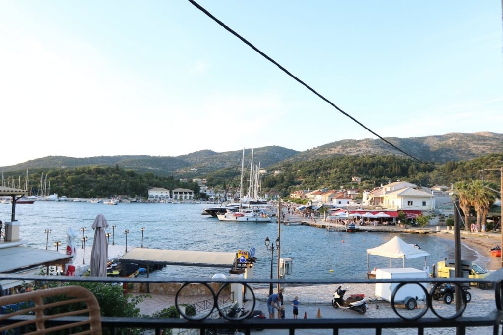 Στο ελικοδρόμιο των Παξών γέννησε μια 28χρονη τα δίδυμα αγοράκια της