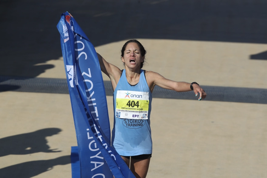 Β.Κωνσταντινοπούλου: Η νικήτρια του 39ου Μαραθωνίου είχε διαγνωστεί πριν δύο χρόνια με μυελοειδές καρκίνωμα