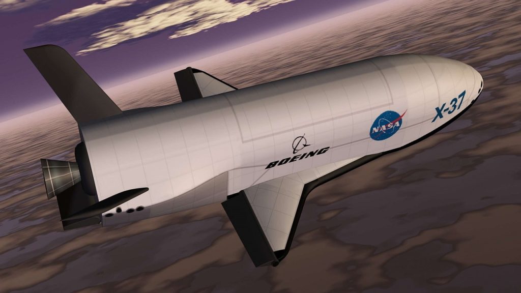 Πίσω στη Γη μετά από δυόμιση χρόνια σε τροχιά το «αγνώστων αποστολών» X-37B