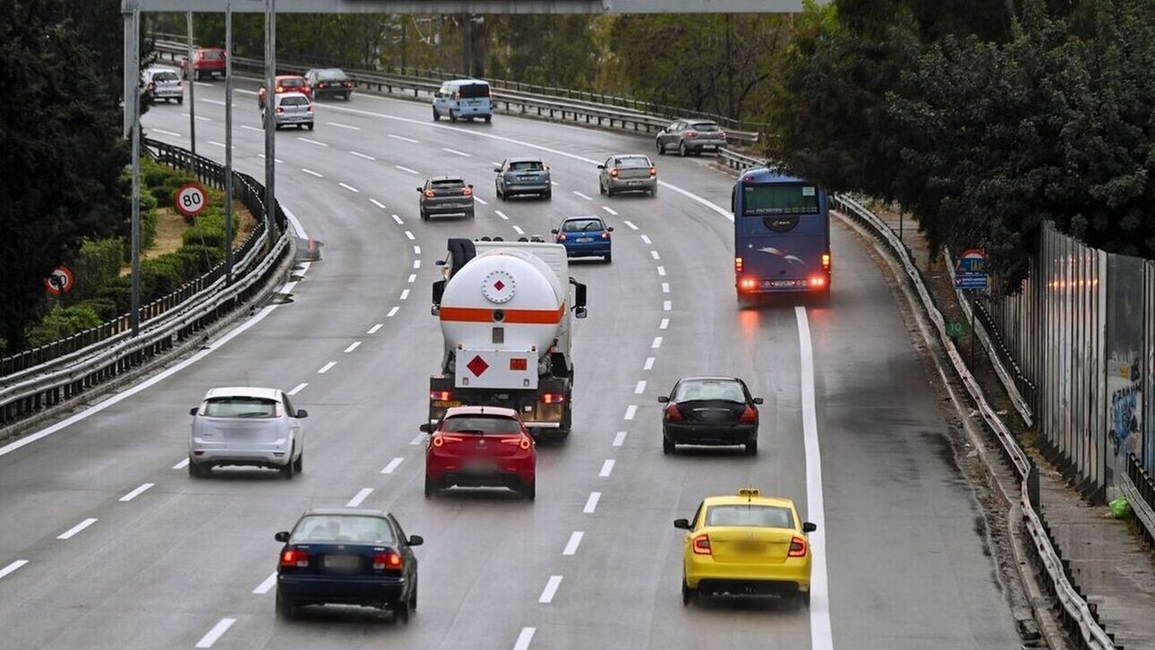 Τέλη κυκλοφορίας 2023: Μέχρι την Παρασκευή η ανάρτησή τους – Τα ποσά που θα πληρώσετε φέτος