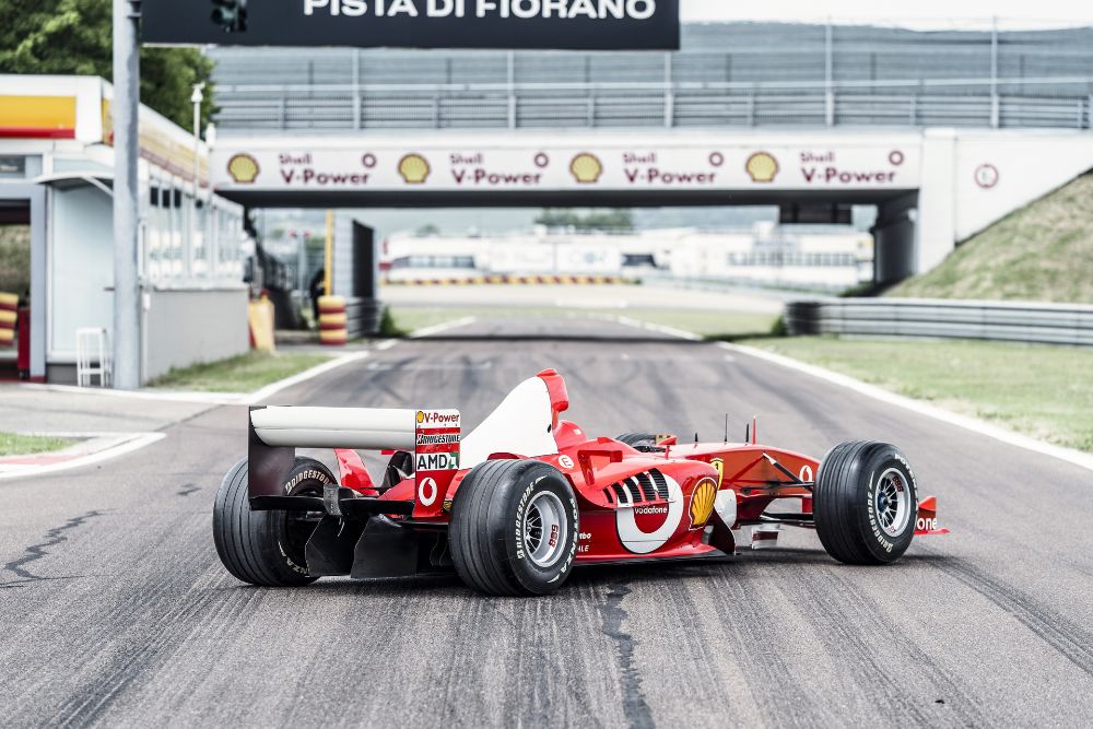 Πωλήθηκε η θρυλική Ferrari F2003-GA του Michael Schumacher