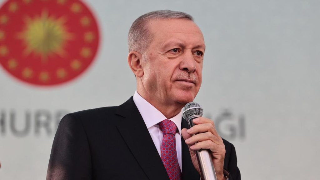 Στο Μπαλί για την G20 ο Ρ.Τ.Ερντογάν την επομένη της επίθεσης στην Κωνσταντινούπολη